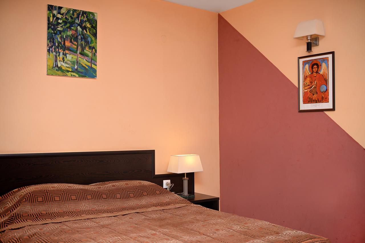 Family Art-Hotel Zora Vratsa 외부 사진